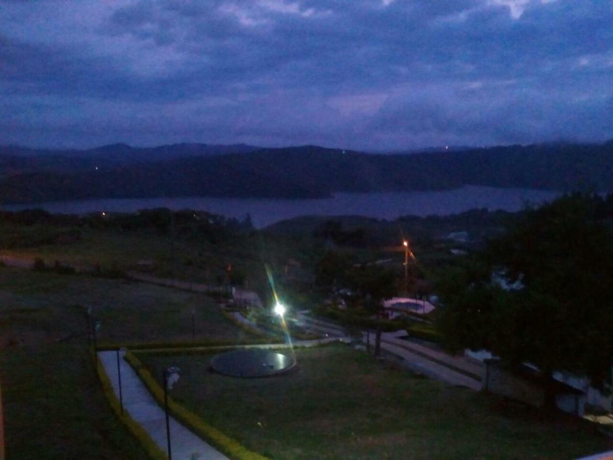 Hotel La Cuspide Calimita Bagian luar foto